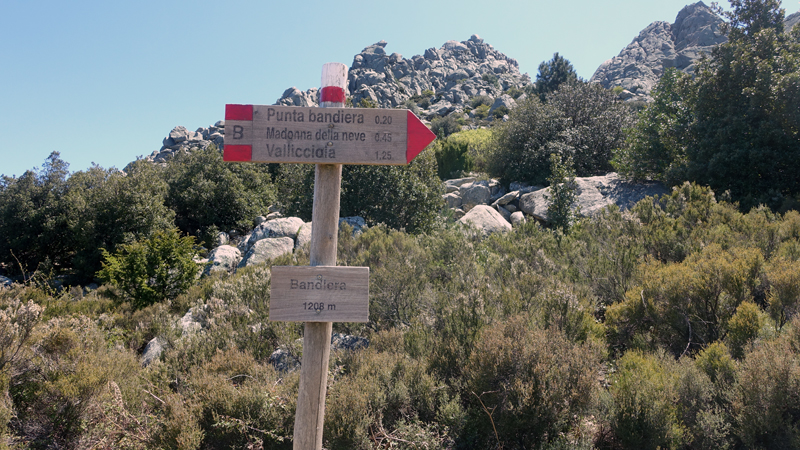2016-05-05_132954 sardinien-2016.jpg - Wanderung im Monte-Limbara-Gebirge